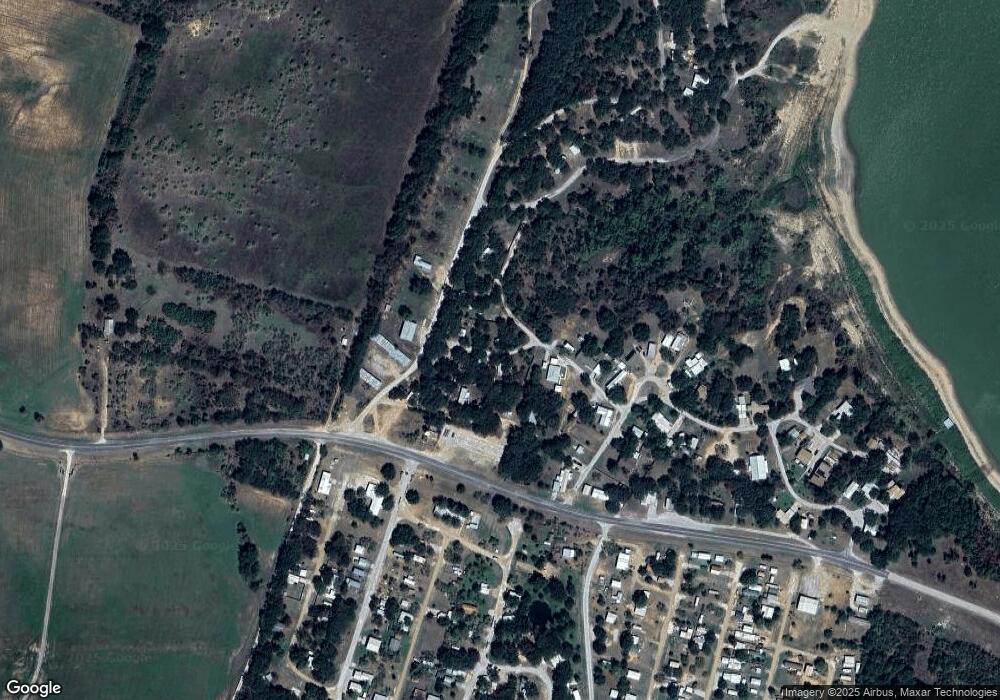 113 Circle Dr, Comanche, TX 76442 - photo 1