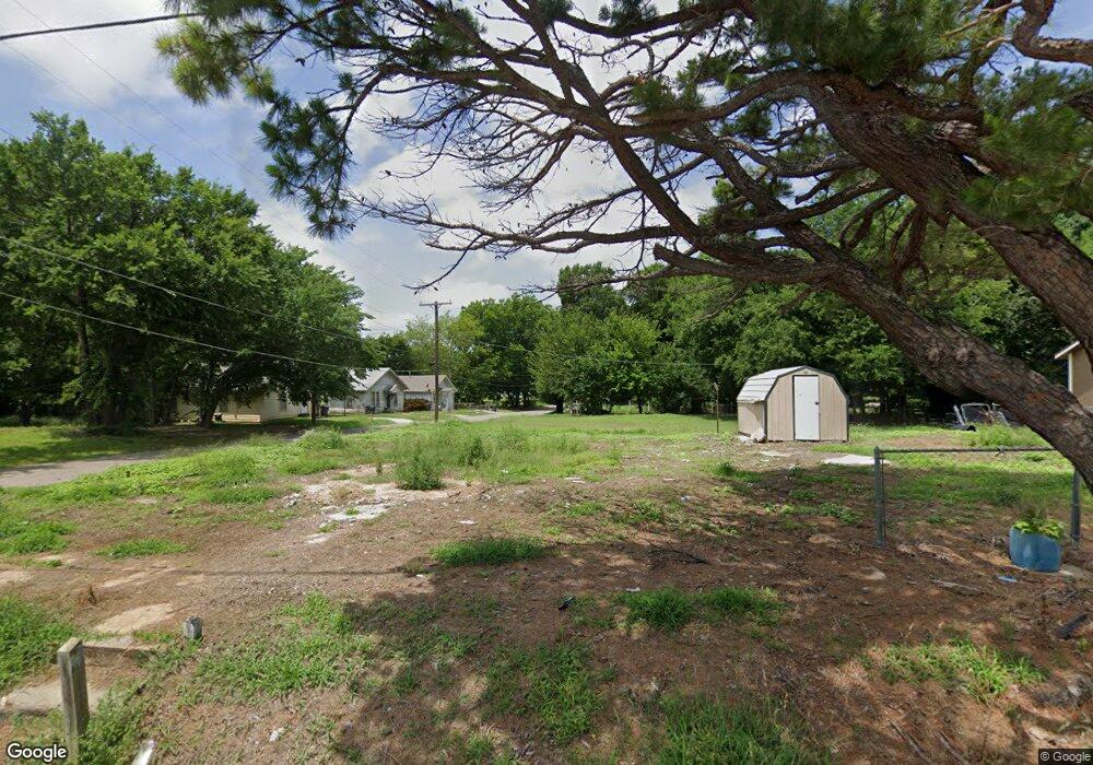 101 E St NE, Ardmore, OK 73401 - photo 1