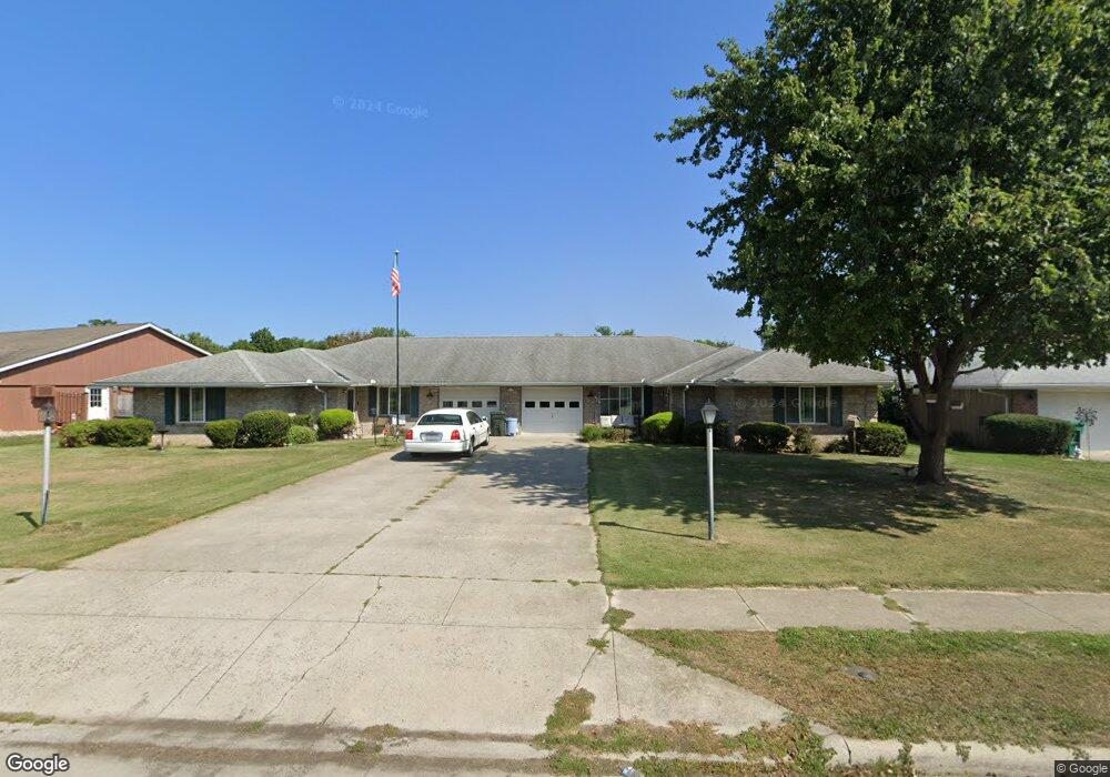 1510 Plainfield Dr, Lima, OH 45805 - photo 1