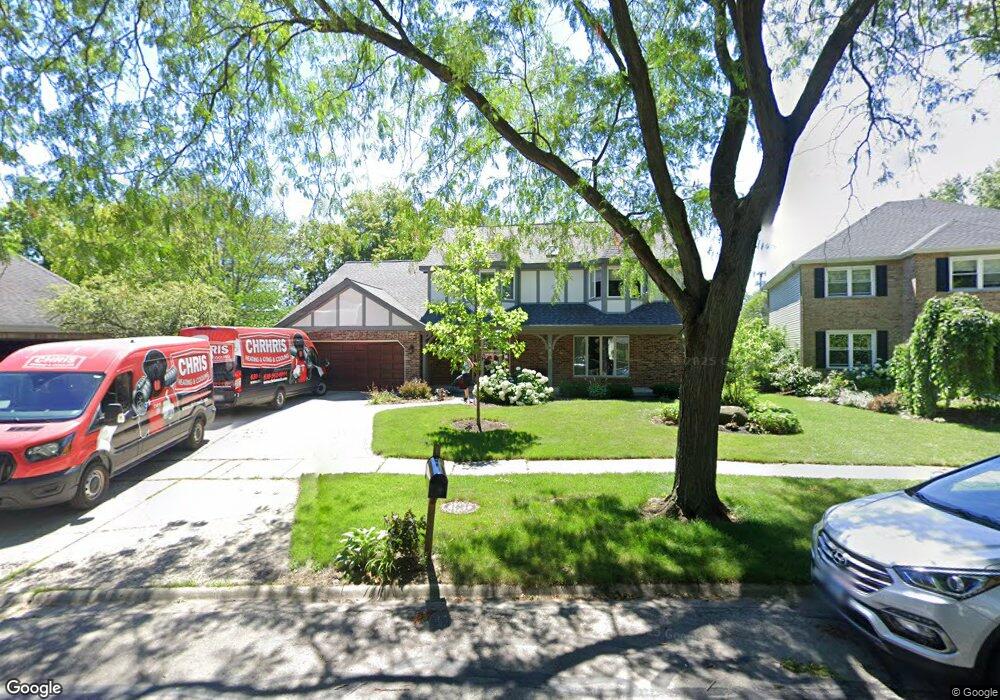 816 Lyndhurst Ct, Naperville, IL 60563 - photo 1