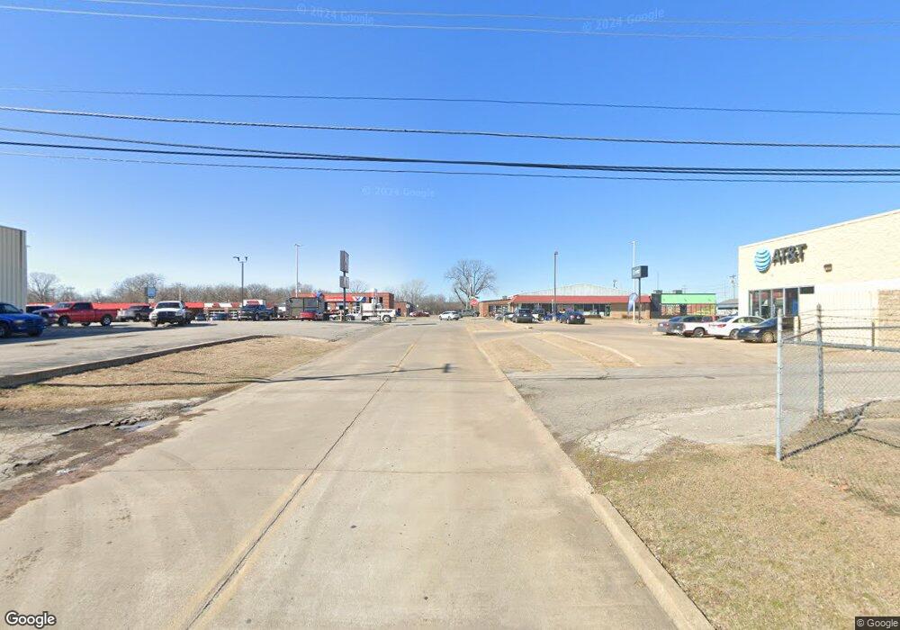 544 W Claremore St, Claremore, OK 74017 - photo 1