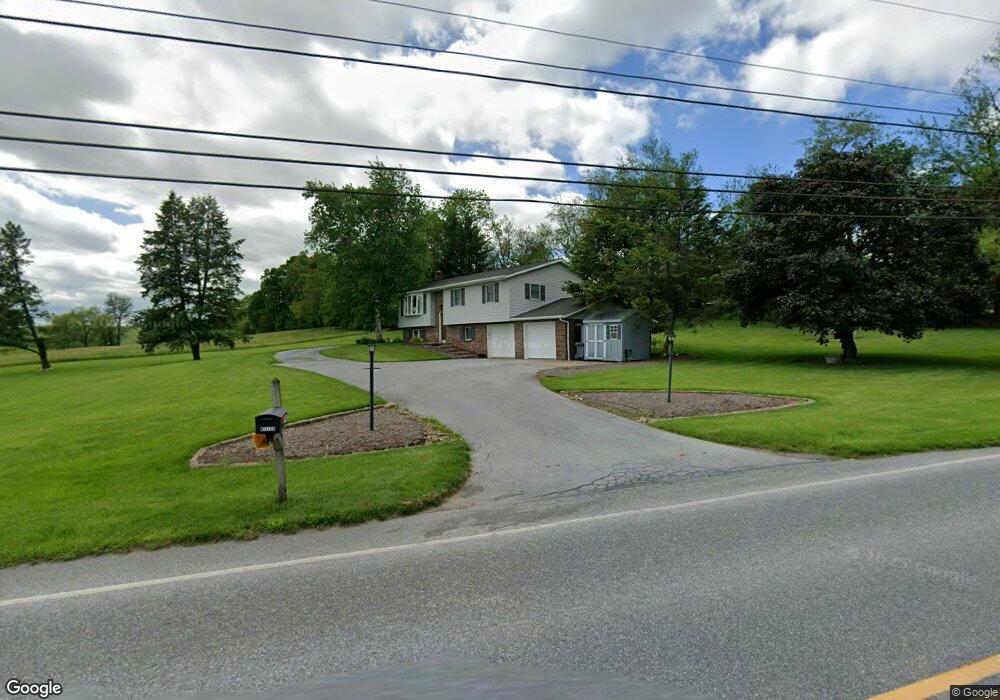 743 Hilltop Rd, Myerstown, PA 17067 - photo 1