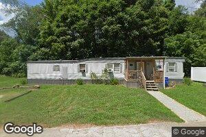 302 Clark St, New Straitsville, OH 43766