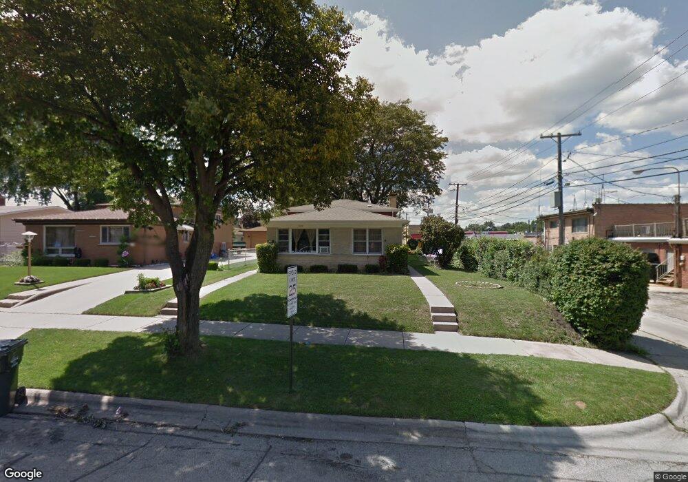 1628 Maple St, Des Plaines, IL 60018 - photo 1