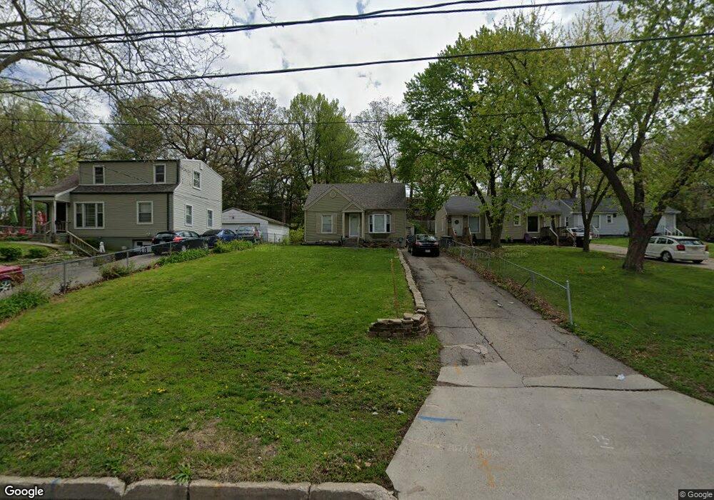 2021 16th St, Des Moines, IA 50314 - photo 1