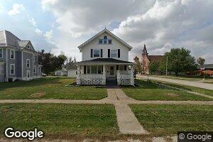 308 4th St, van Horne, IA 52346