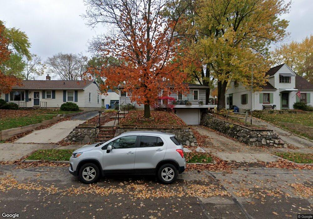 527 Hamilton Ave, Lansing, MI 48910 - photo 1