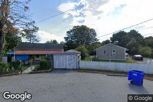 13 Elizabeth Ct, Groton, CT 06340