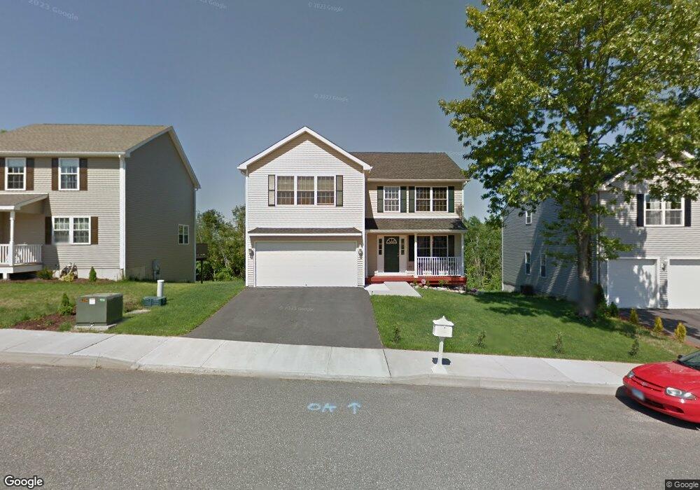 53 Kingsley Ct, Waterbury, CT 06704 - photo 1