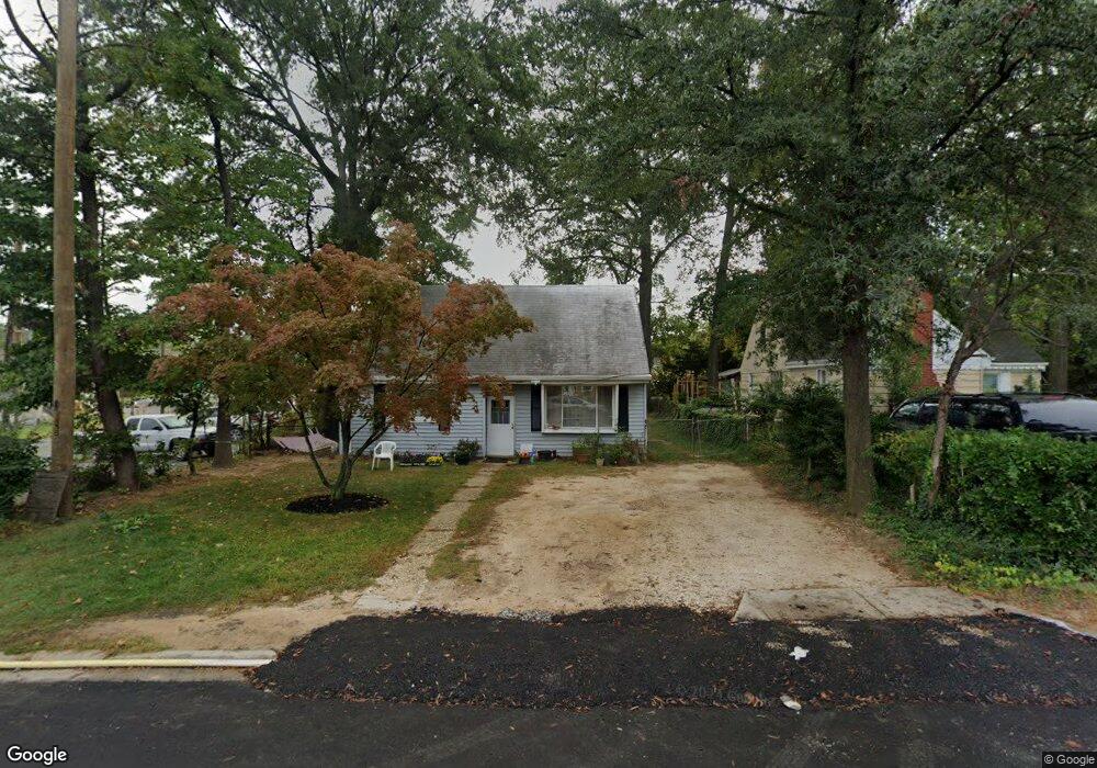6005 Eastpine Dr, Riverdale, MD 20737 - photo 1