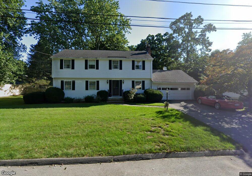 4 Hickory Ln, Barrington, RI 02806 - photo 1