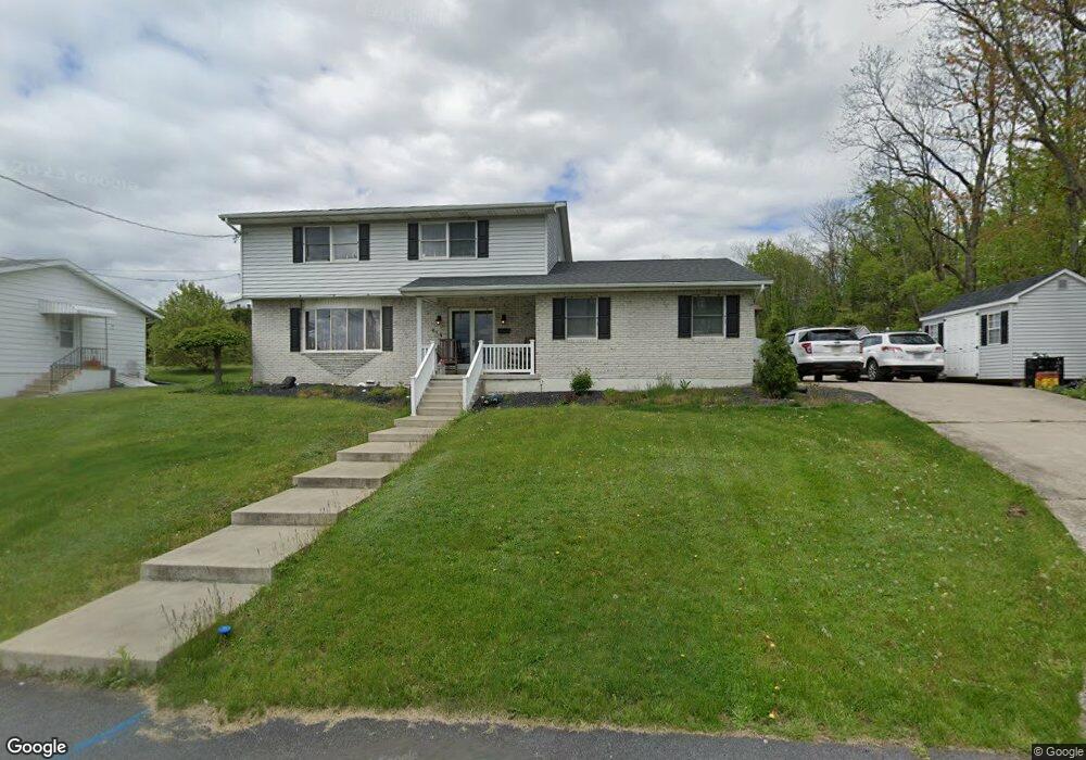 814 Sampson St, Taylor, PA 18517 - photo 1