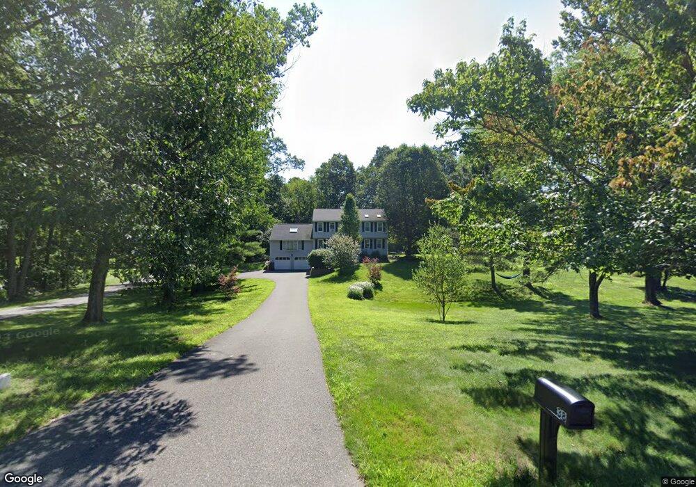 38 White Plains Ave, Londonderry, NH 03053 - photo 1