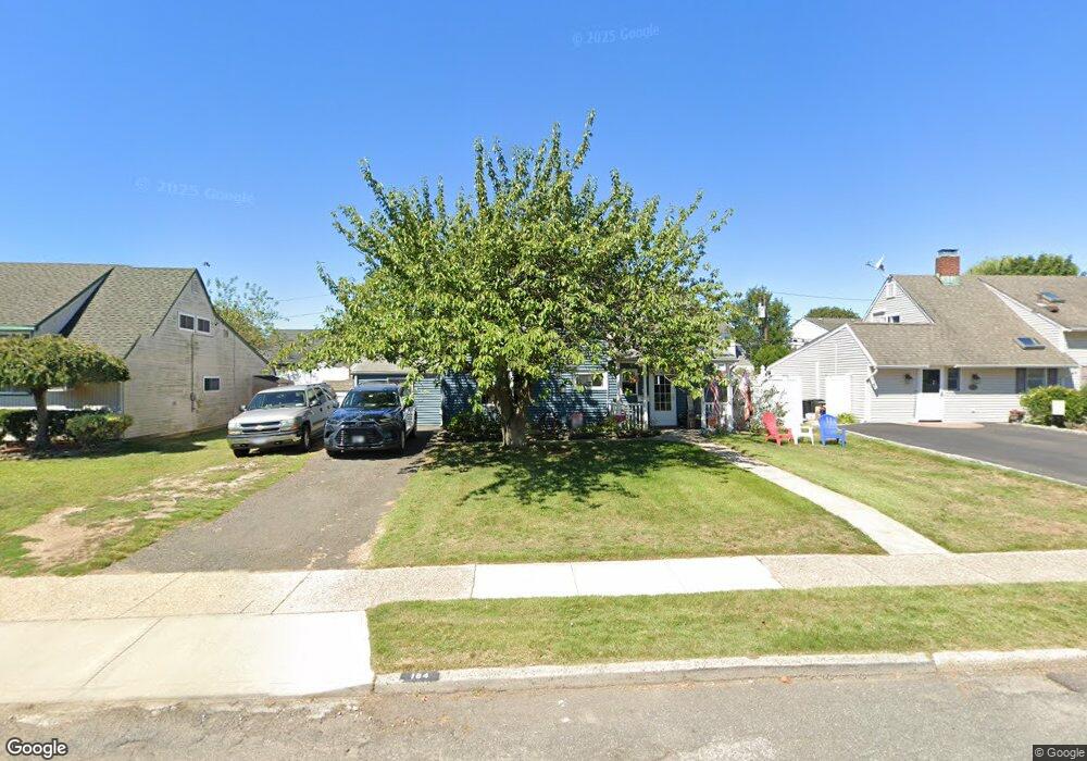 184 Red Maple Dr E, Levittown, NY 11756 - photo 1