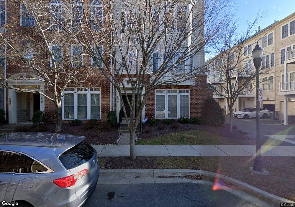 635 Cedar Spring St, Gaithersburg, MD 20877 - photo 1