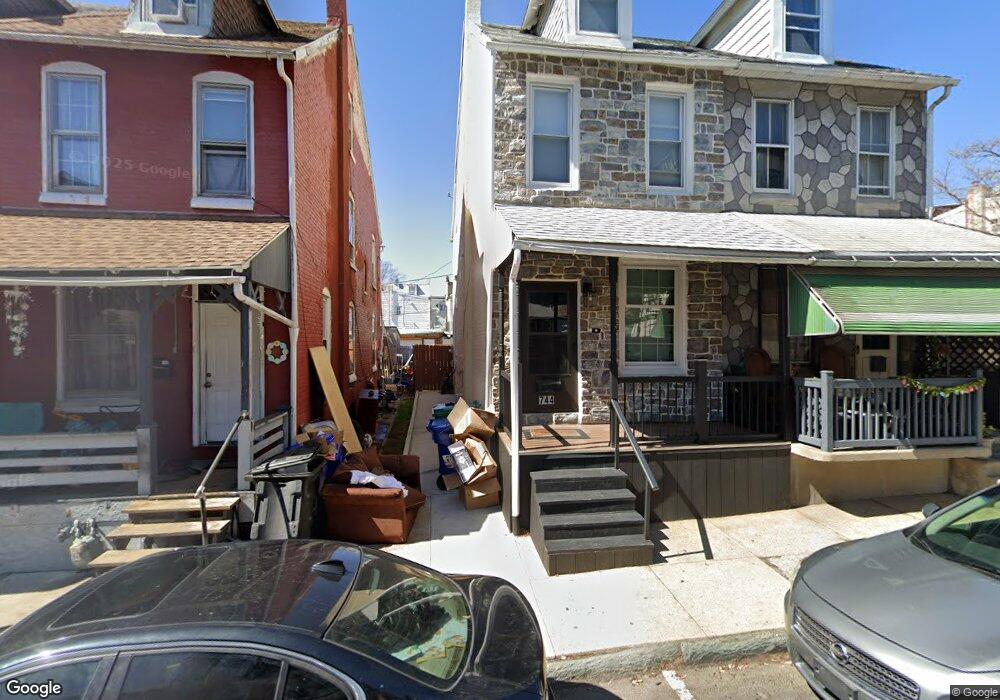 744 Pear St, Reading, PA 19601 - photo 1