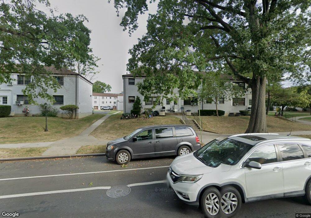 136-05 Jewel Ave unit B, Flushing, NY 11367 - photo 1