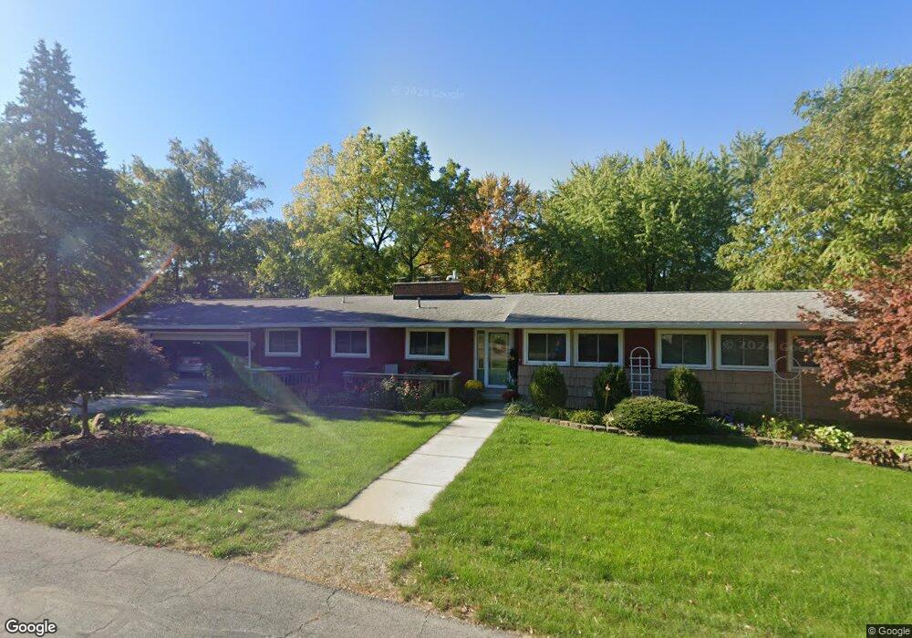 1690 Ridgehill Ln, Lima, OH 45805 - photo 1