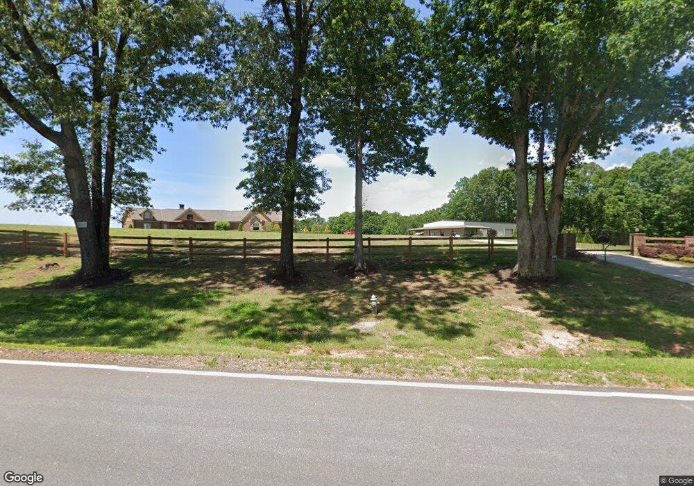 3557 Highway 105, Baldwin, GA 30511 - photo 1