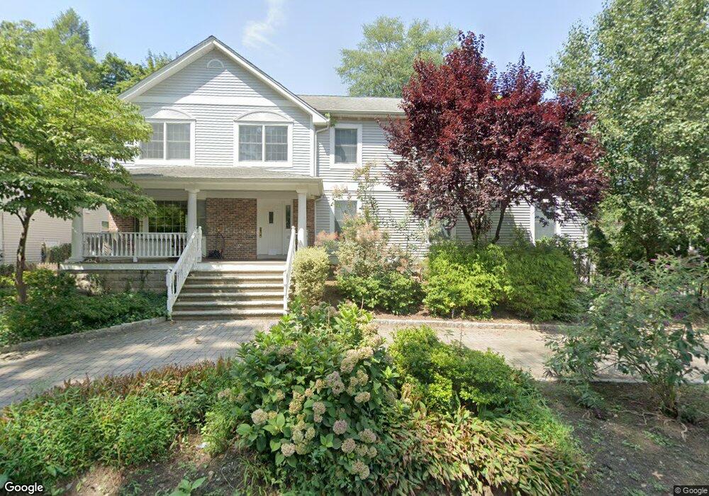 10 Locust St, Closter, NJ 07624 - photo 1