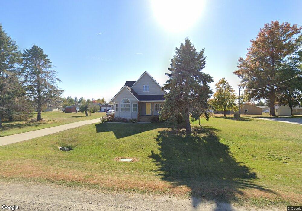 313 N 19th Ave W, Newton, IA 50208 - photo 1