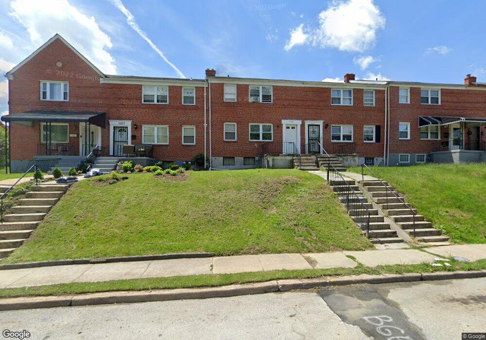 3935 Stokes Dr, Baltimore, MD 21229 - photo 1