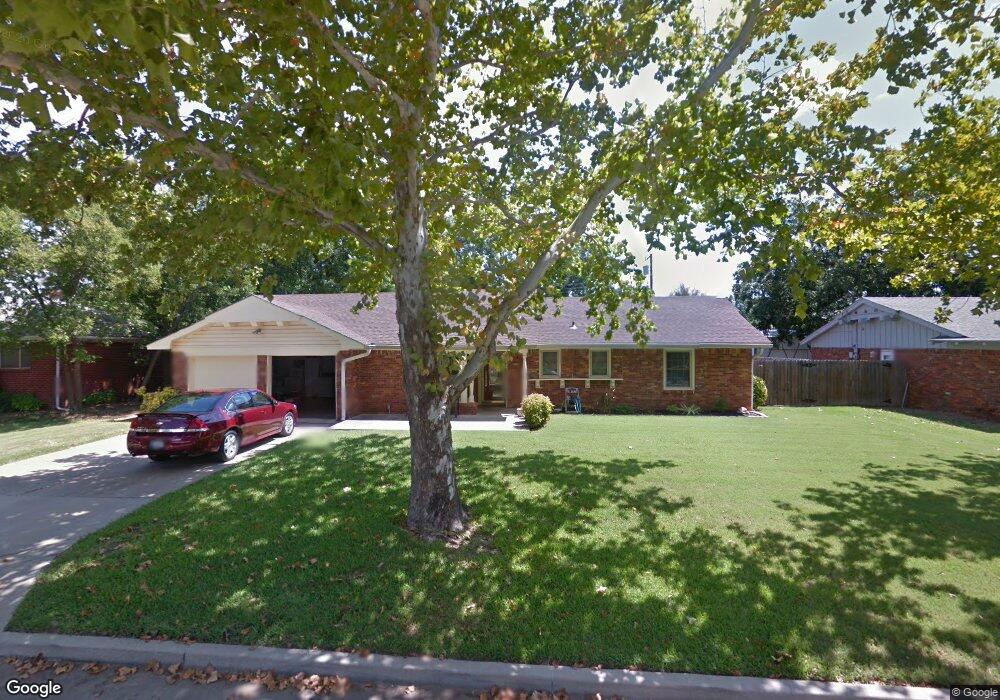 1736 Winchester St, Ardmore, OK 73401 - photo 1