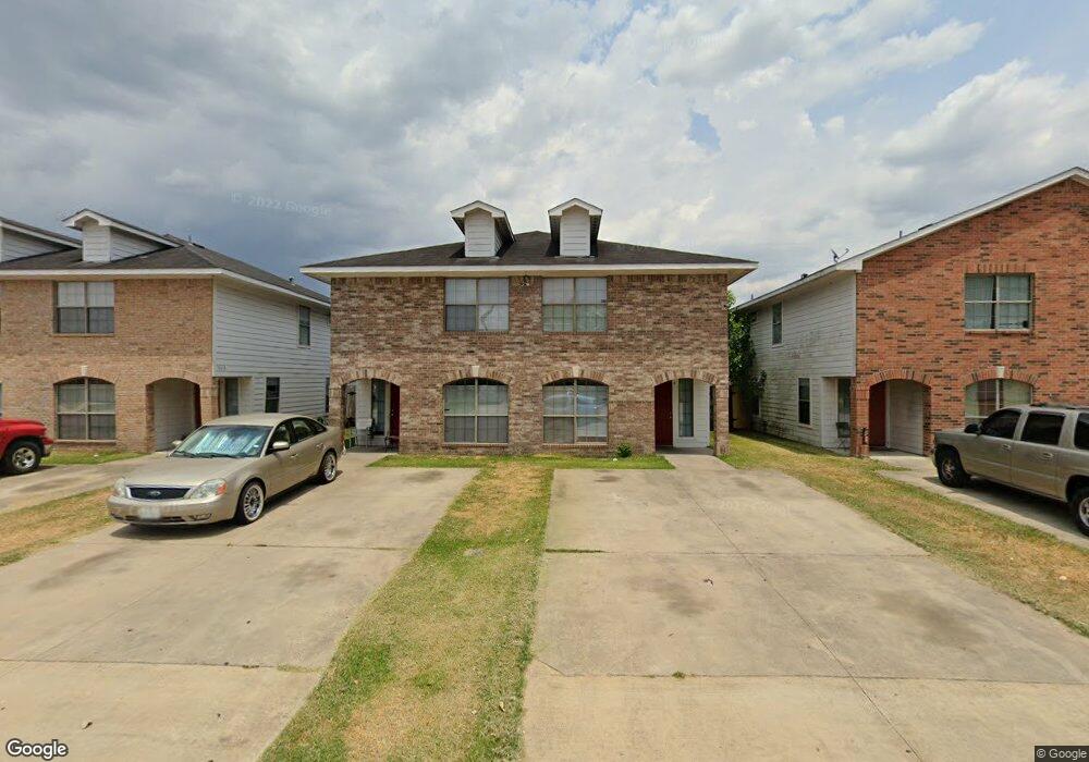 10606 Pine Landing Dr, Houston, TX 77088 - photo 1