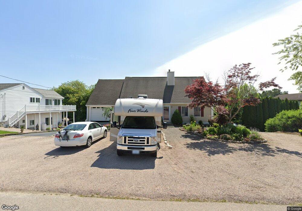 21 Charlene Ave, Westerly, RI 02891 - photo 1