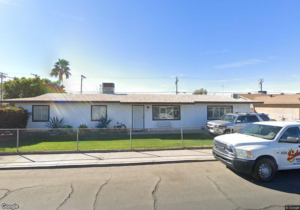 511 W Euclid Ave, El Centro, CA 92243 - photo 1