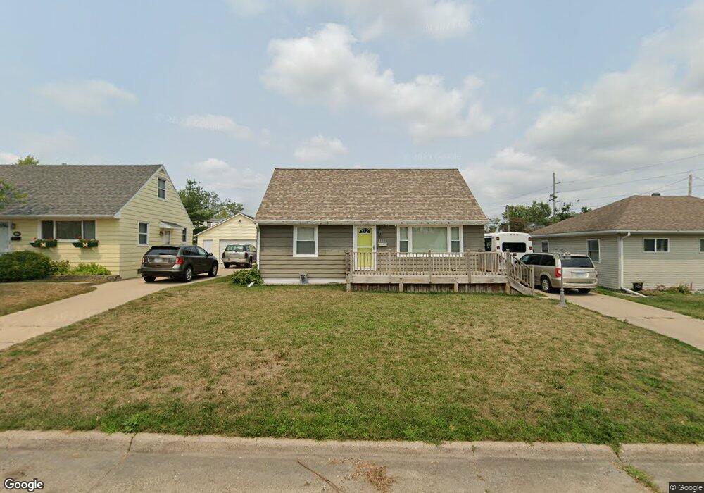 1802 9th Ave SW, Cedar Rapids, IA 52404 - photo 1