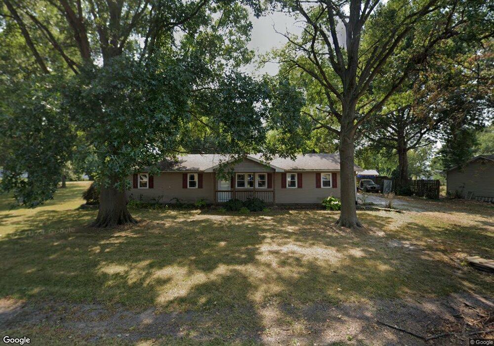 23343 Mimi St, Jerseyville, IL 62052 - photo 1