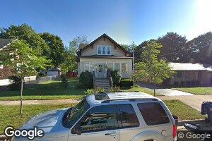 38 Center St, Algonquin, IL 60102