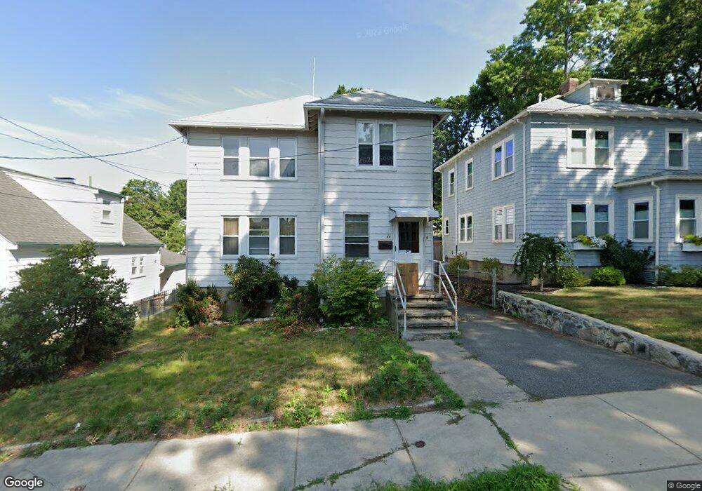 9 Varick Rd unit 11, West Roxbury, MA 02132 - photo 1