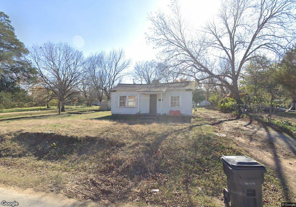 207 W Scott St, Henryetta, OK 74437 - photo 1