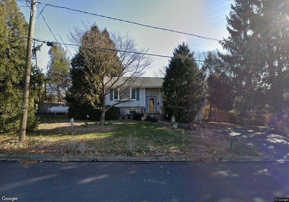 449 N Angle St, Mount Joy, PA 17552 - photo 1