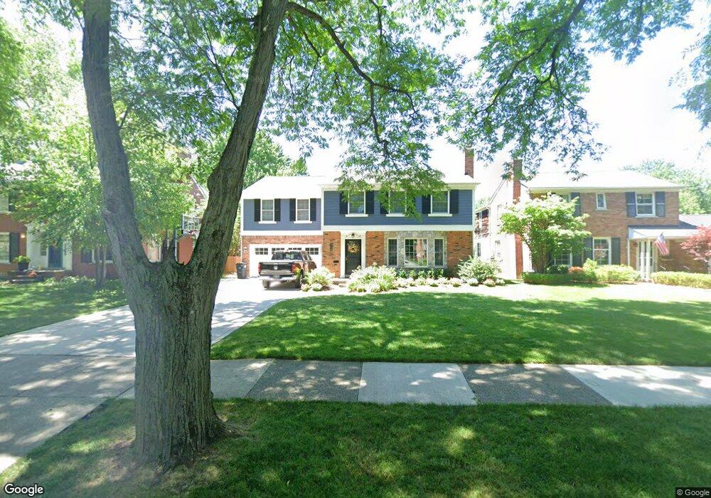 753 Lakeland St, Grosse Pointe, MI 48230 - photo 1