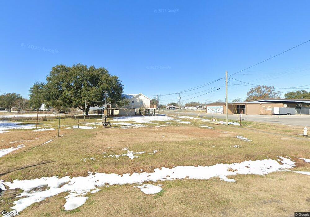100 S Richard St, Delcambre, LA 70528 - photo 1