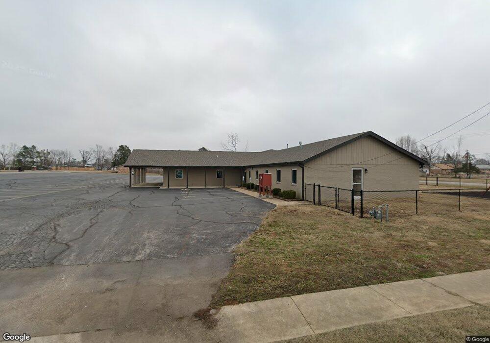 1710 W Sycamore St, Rogers, AR 72758 - photo 1