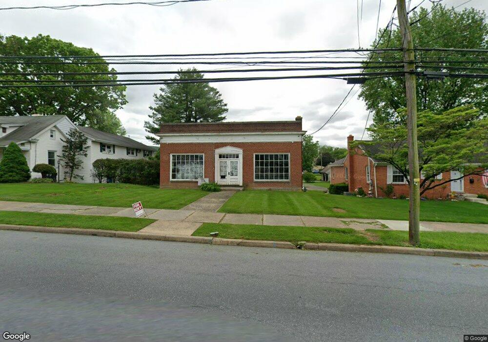 422 W High St, Womelsdorf, PA 19567 - photo 1