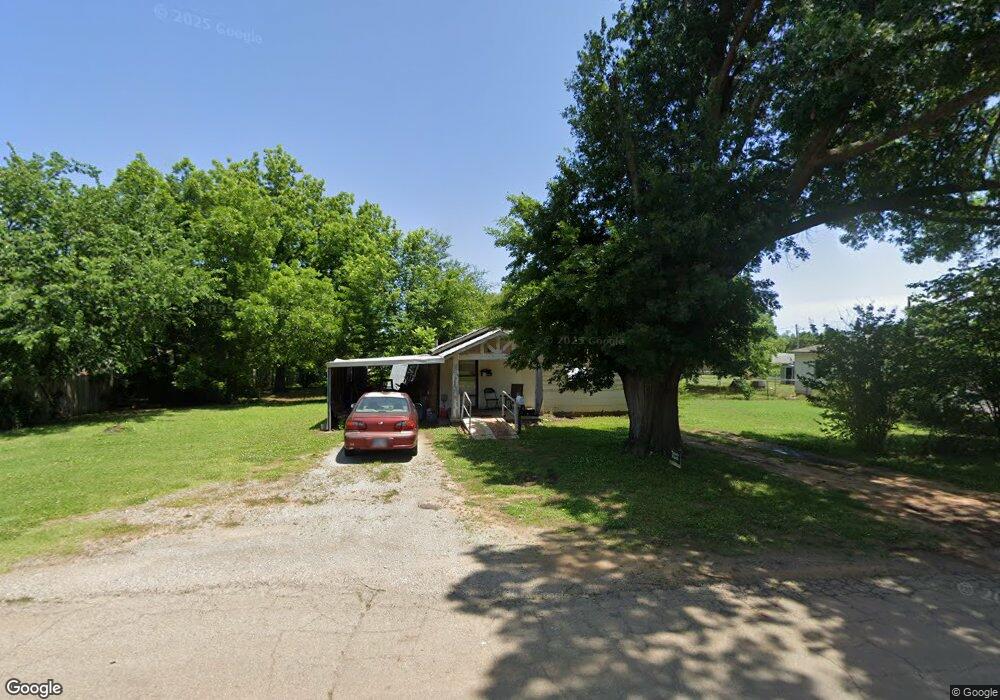 404 S Howerton Ave, Cushing, OK 74023 - photo 1