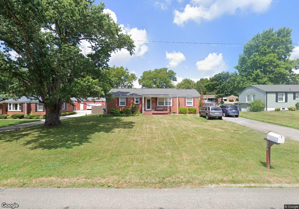 302 Pleasant Dr, Columbia, TN 38401 - photo 1