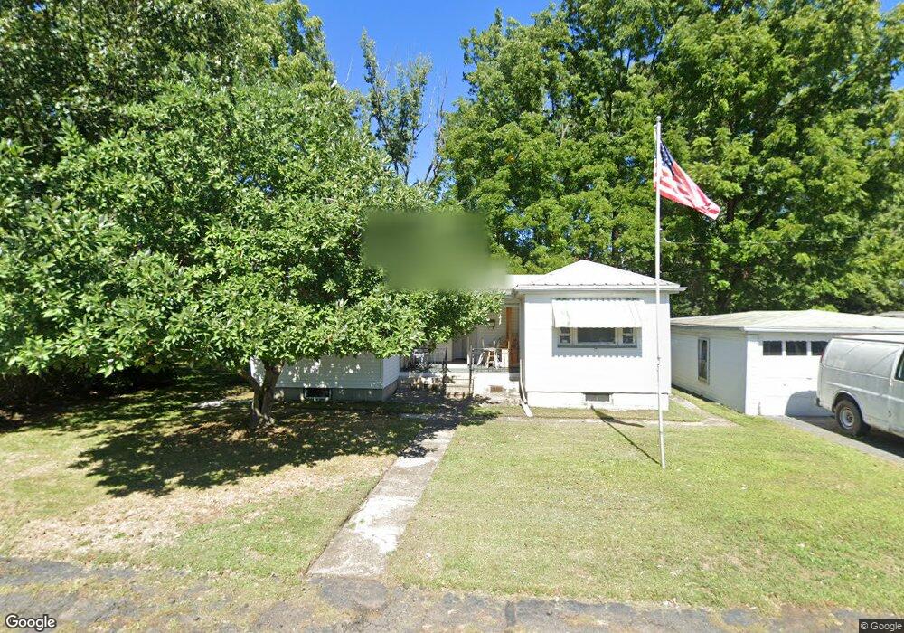 625 Hickory St, Old Forge, PA 18518 - photo 1