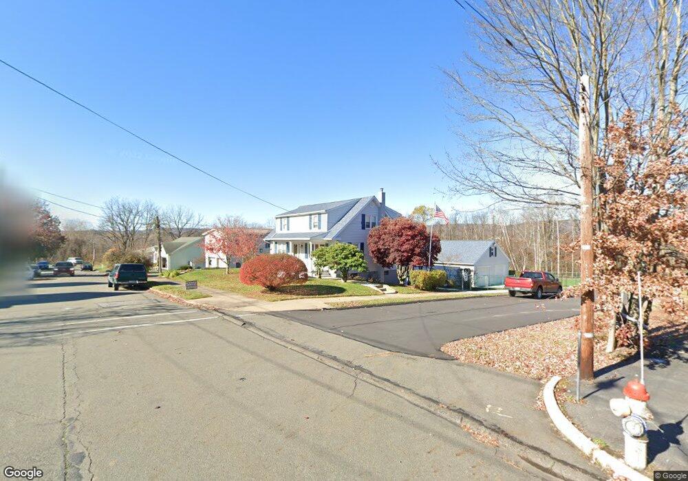 424 Jones St, Nanticoke, PA 18634 - photo 1