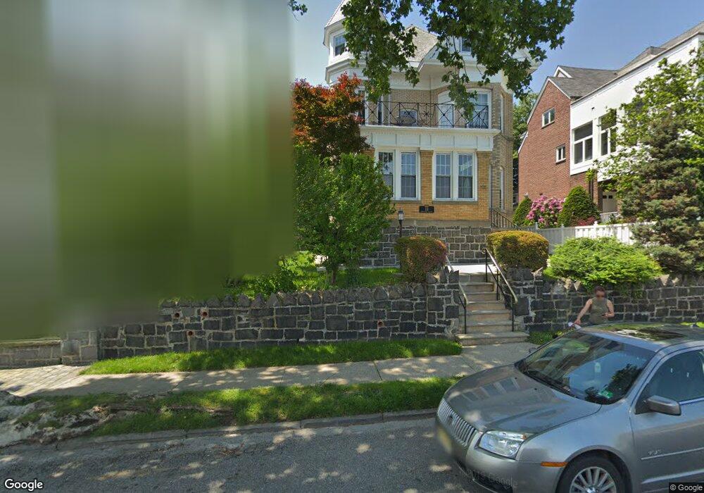 13 Hamilton Ave unit 15, Weehawken, NJ 07086 - photo 1