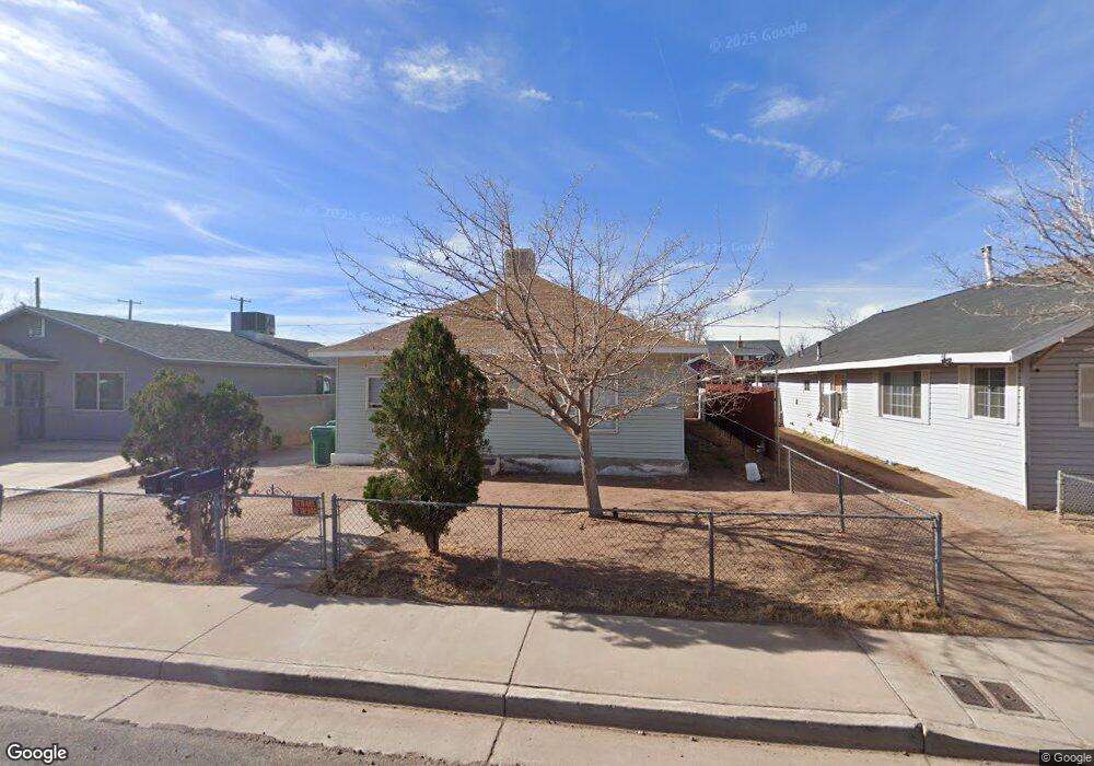 305 W Oak St, Winslow, AZ 86047 - photo 1