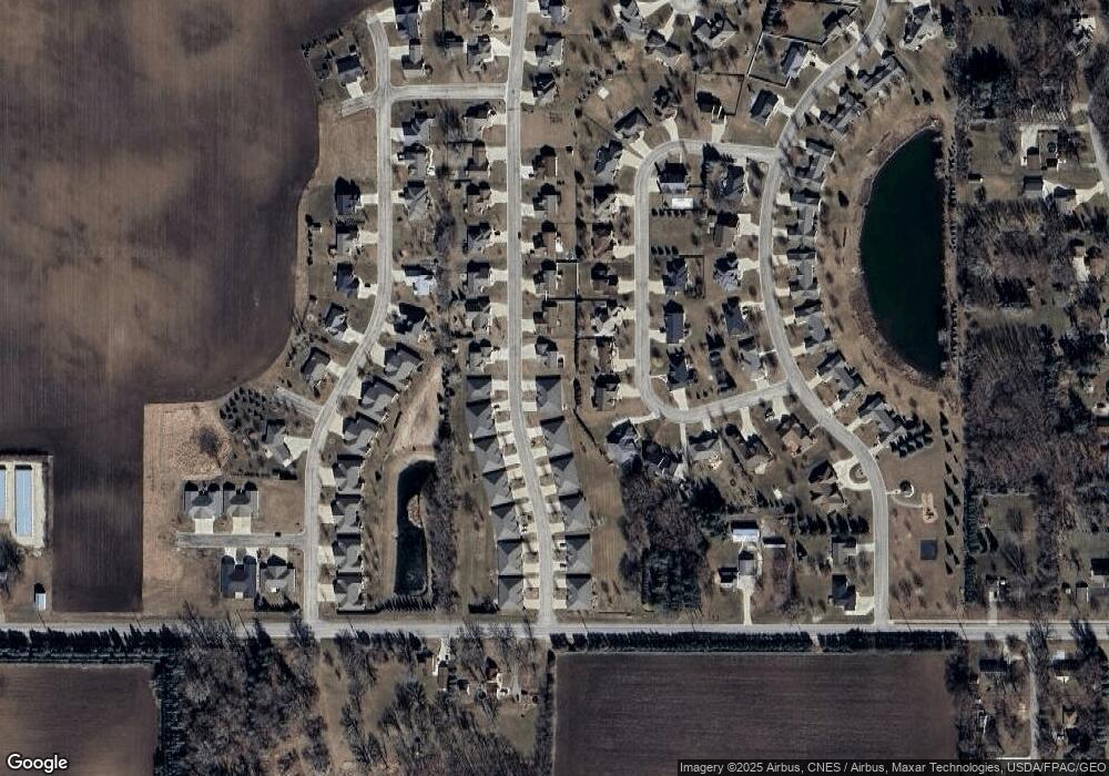 1411 28th St SW, Austin, MN 55912 - photo 1