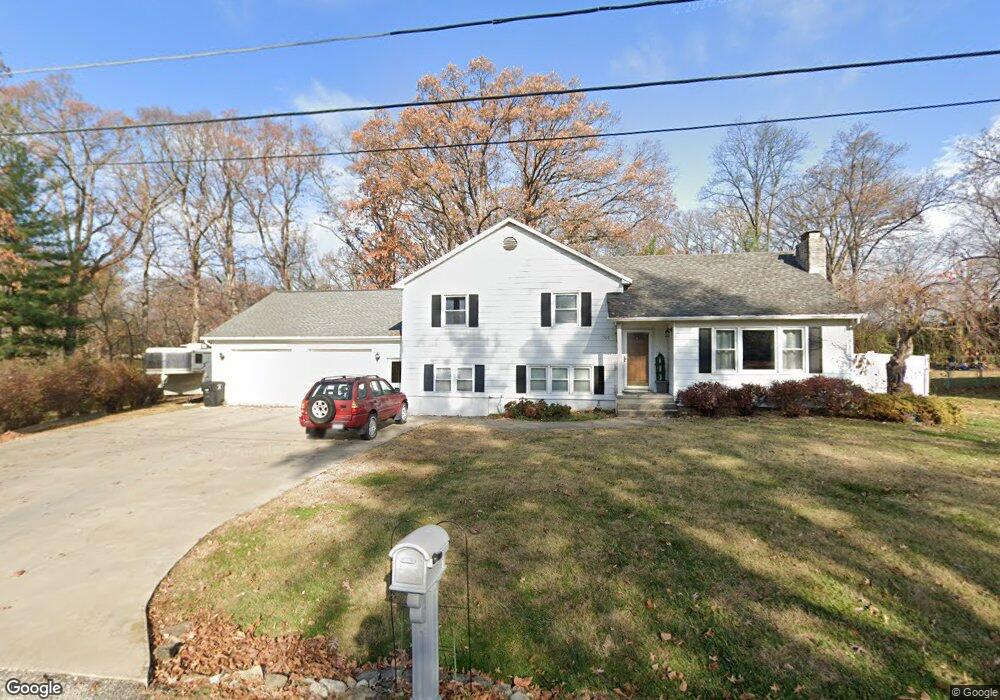 1500 Hickory Hill Dr, Effingham, IL 62401 - photo 1