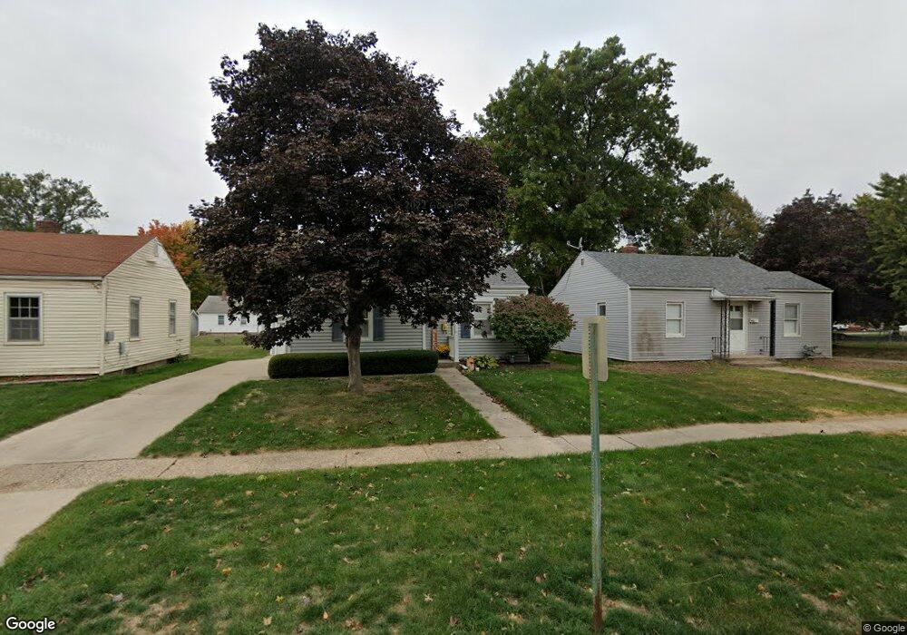 905 W 5th St S, Newton, IA 50208 - photo 1