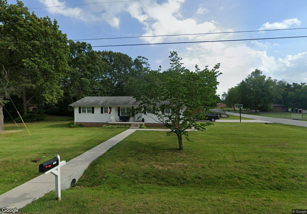 1200 Mcmahan St, Manchester, TN 37355 - photo 1